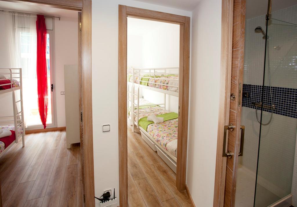 Coroleu House Barcelona Hostel Exterior photo